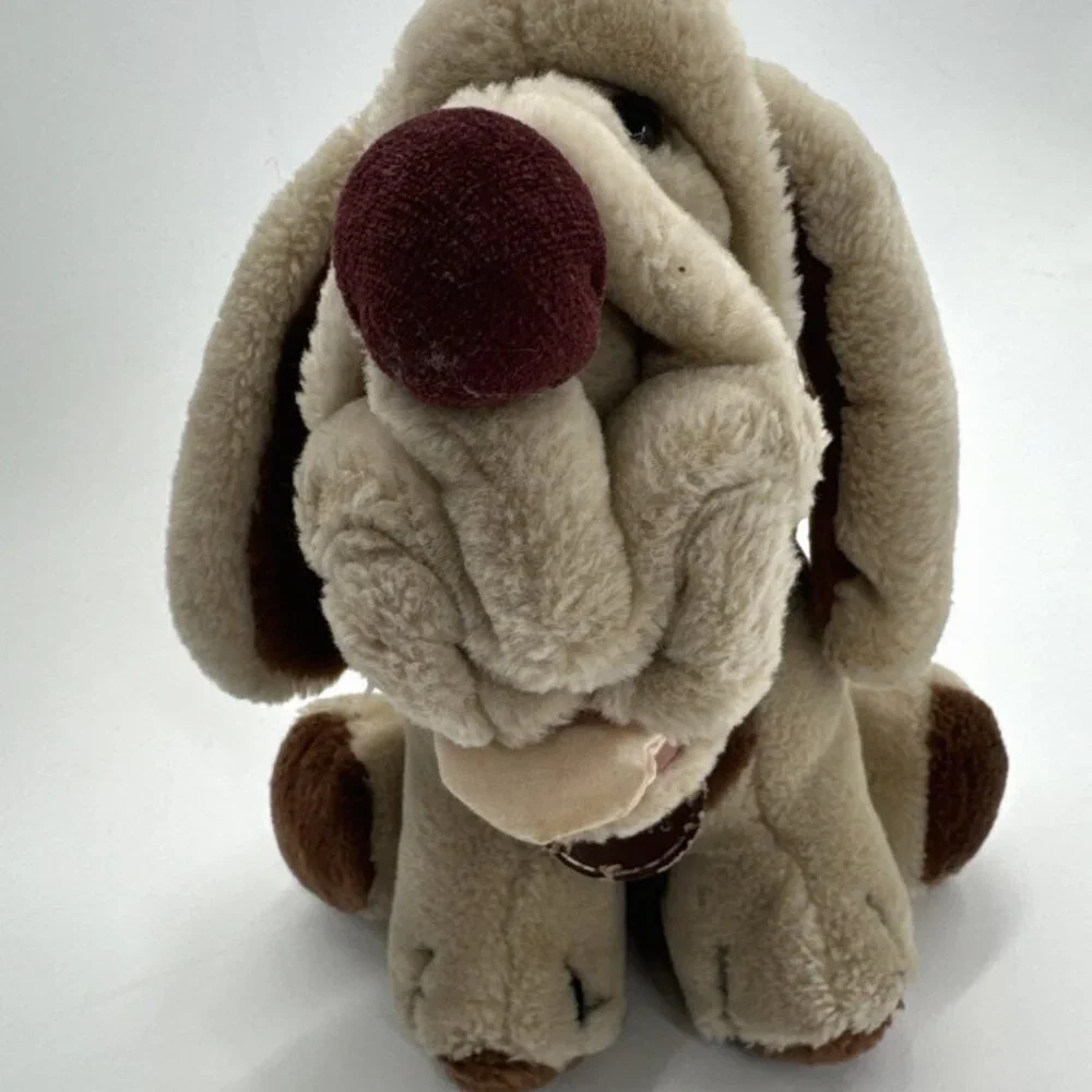 Vintage Ganz WRINKLES Dog Plush Hound with ID Tag Brown Tan Stand Alone 10 inch